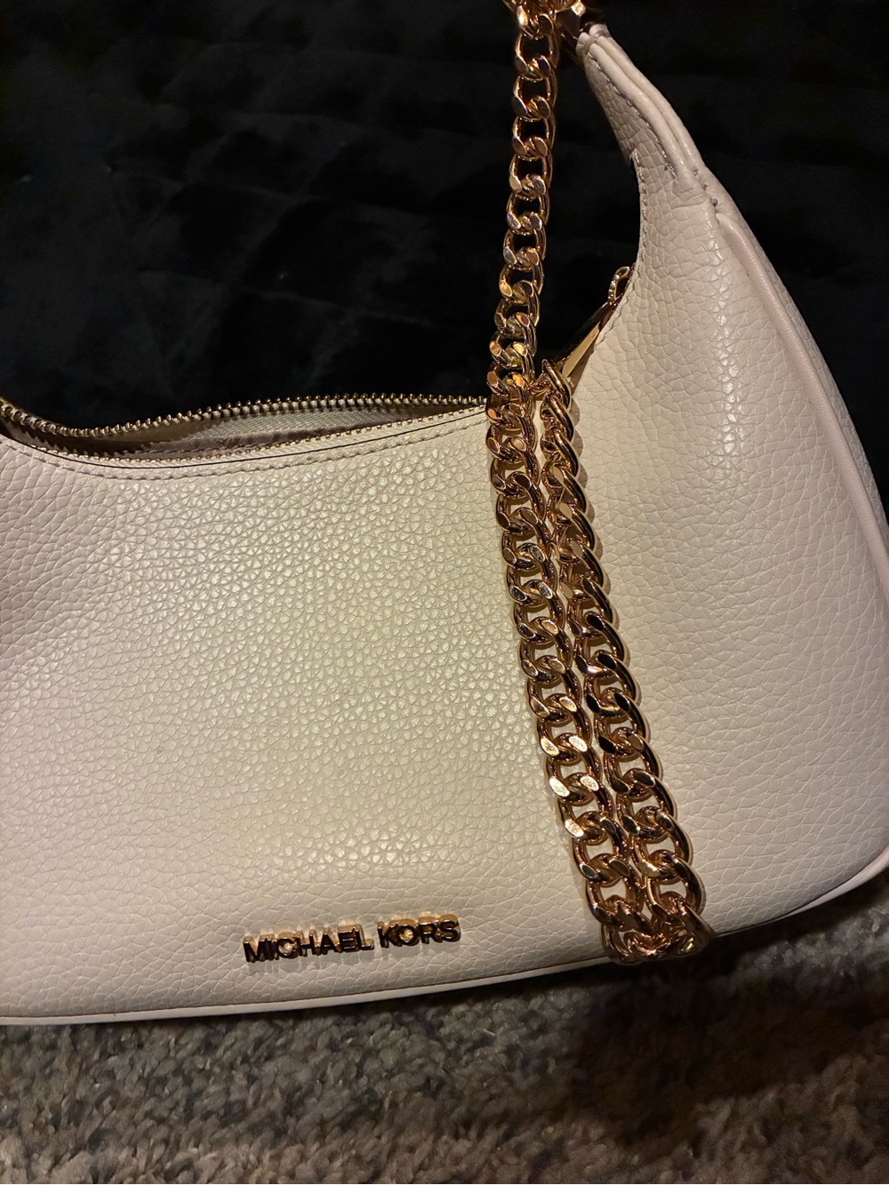 Michael Kors Cream Shoulder Bag with Gold Chain Strap